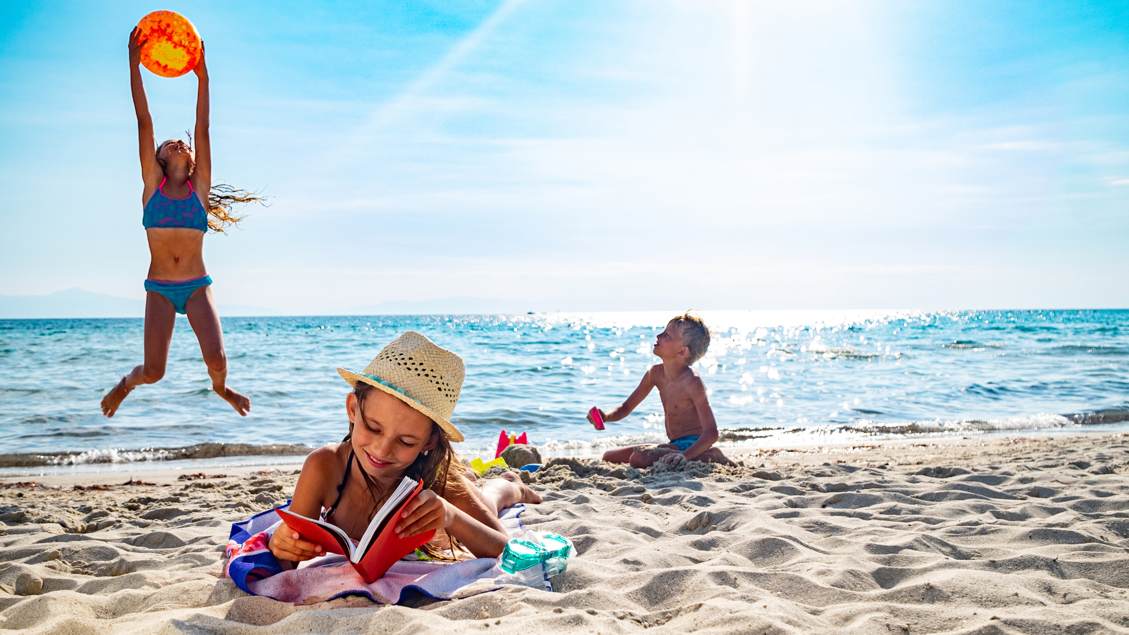 kids-playing-on-the-beach